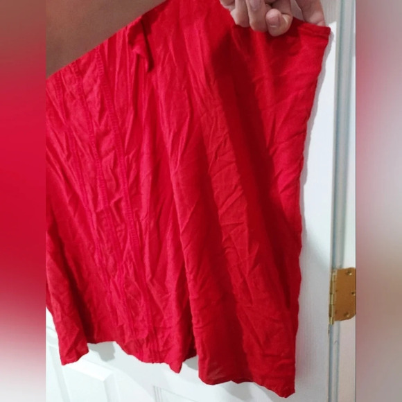 NWOT Maurices Solid Red Eyelet Trim Flutter Sleeve Top in Size 4X - Picture 8 of 10